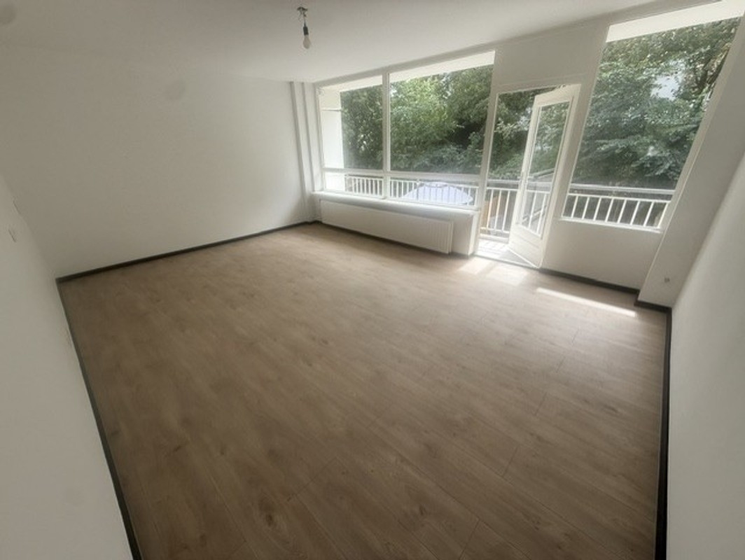 Tussenwoning te koop: Parkweg 9, Heerlen