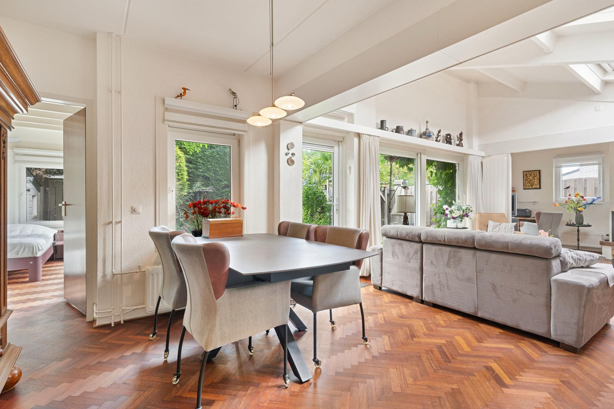 Tussenwoning te koop: P. Verhagenstraat 30, Almere