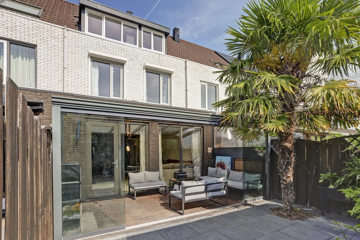 Tussenwoning te koop: Streefkerkstraat 106, Zoetermeer