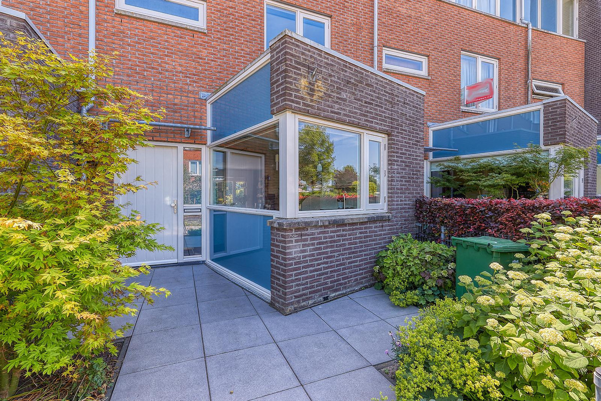 Tussenwoning te huur: Broek 6, Voorburg