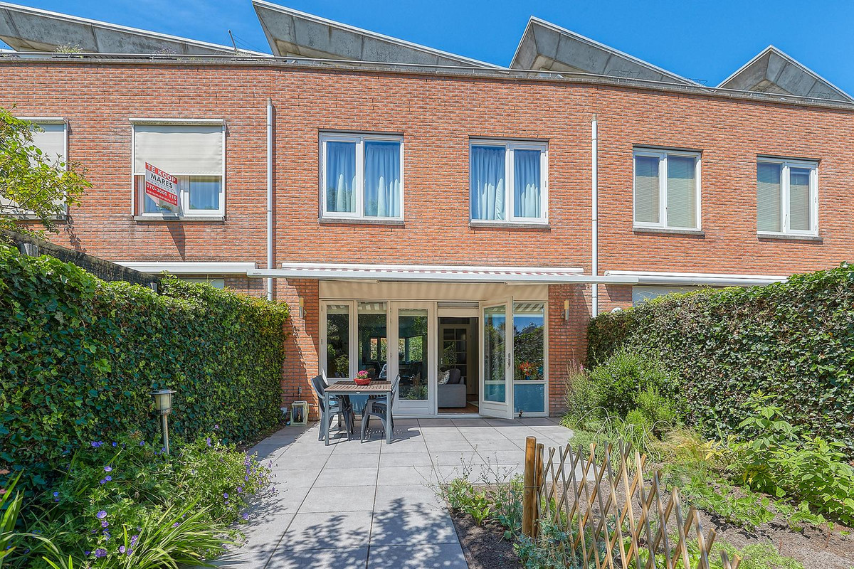 Tussenwoning te huur: Broek 6, Voorburg