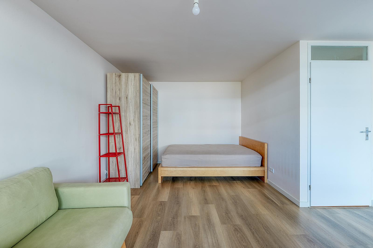 Tussenwoning te huur: Ary Schefferstraat 26, 'S-Gravenhage