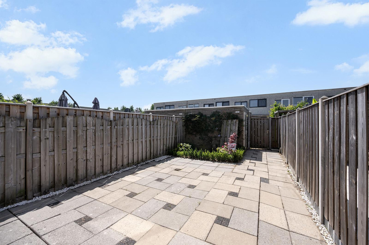 Tussenwoning te huur: Holbeinstraat 14, Almere
