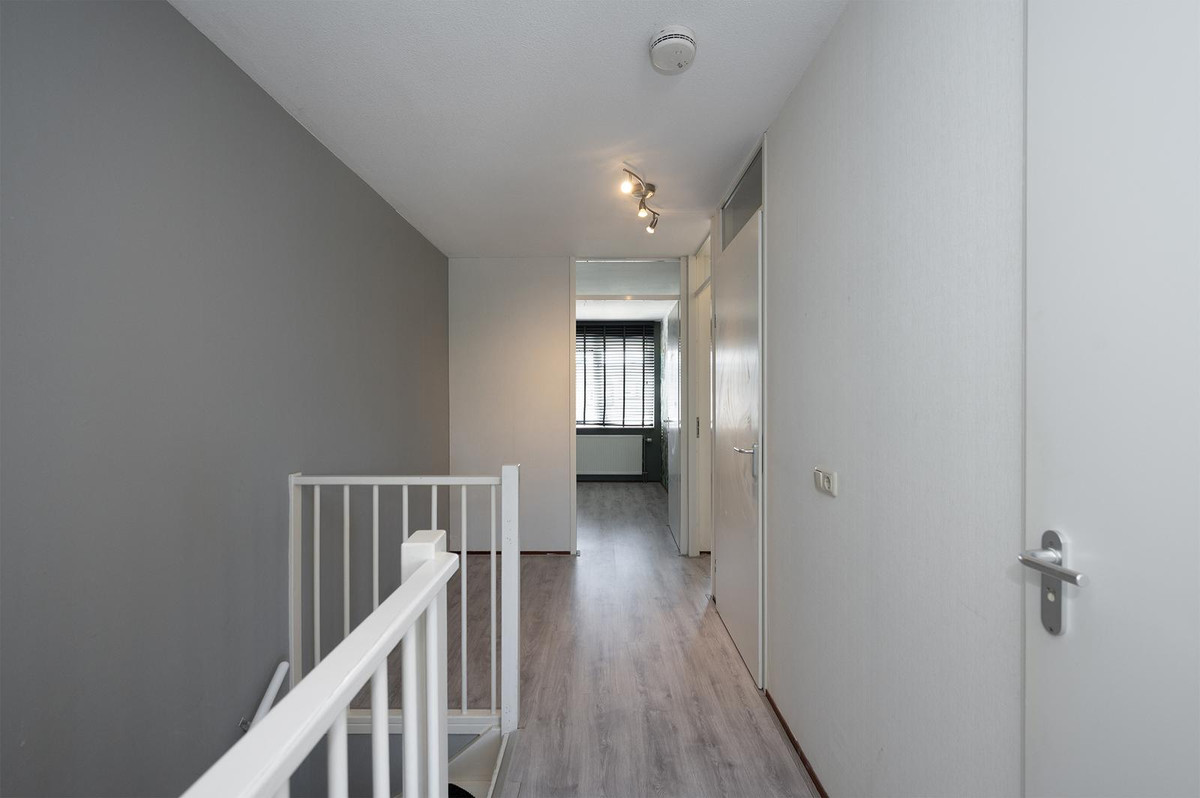 Tussenwoning te huur: Holbeinstraat 14, Almere