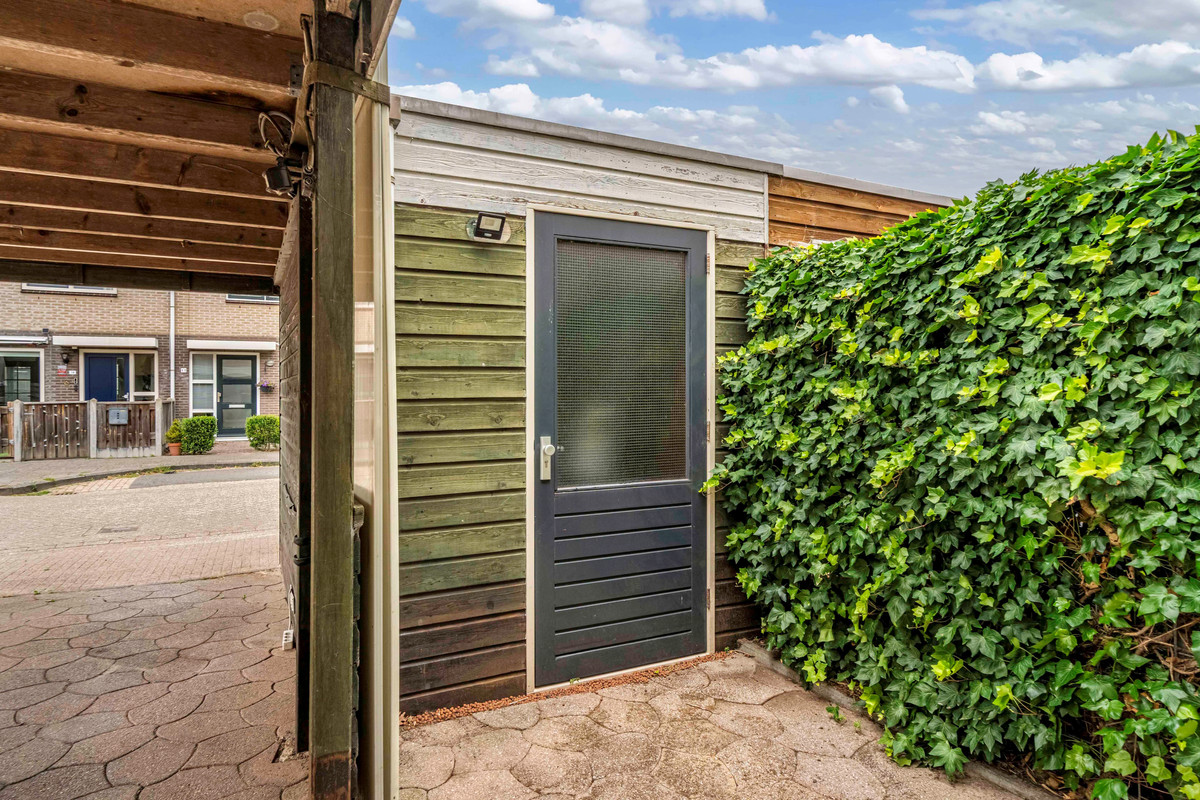 Hoekwoning te koop: Wolgastraat 11, Lelystad