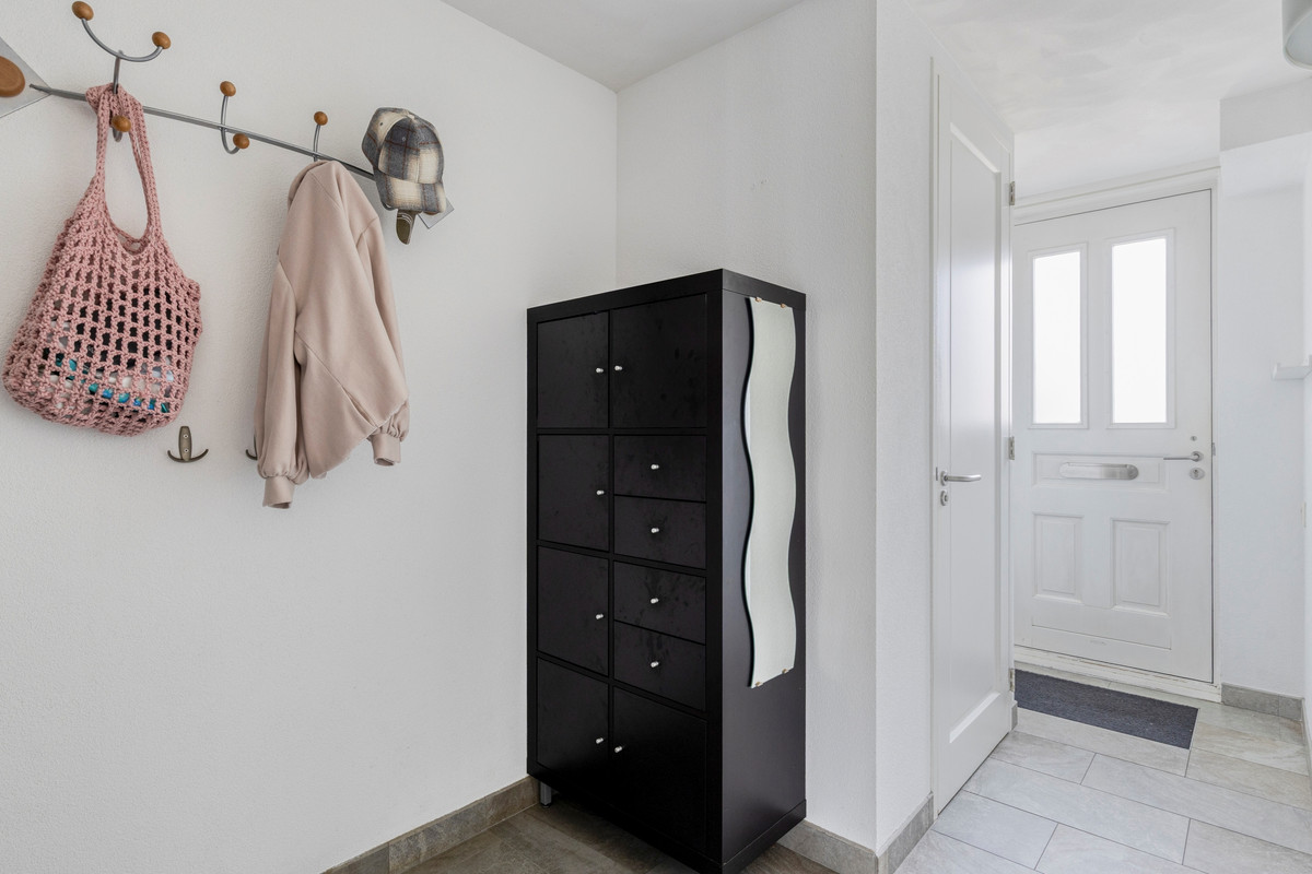 Hoekwoning te koop: Willemsbos 220, Hoofddorp
