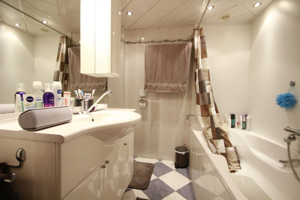 Appartement te huur: Emmasingel 11A, Weert