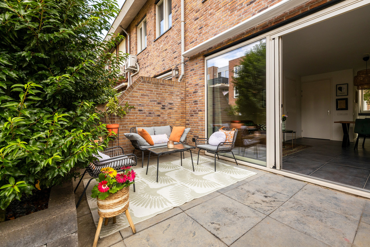 Tussenwoning te koop: Aan de Botersloot 4, Ammerstol