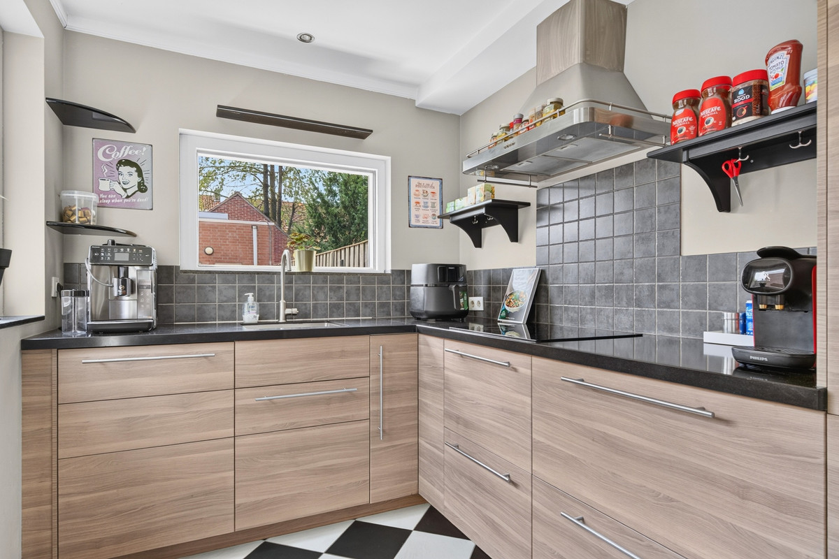 Tussenwoning te koop: Bergen op Zoomstraat 31, Eindhoven