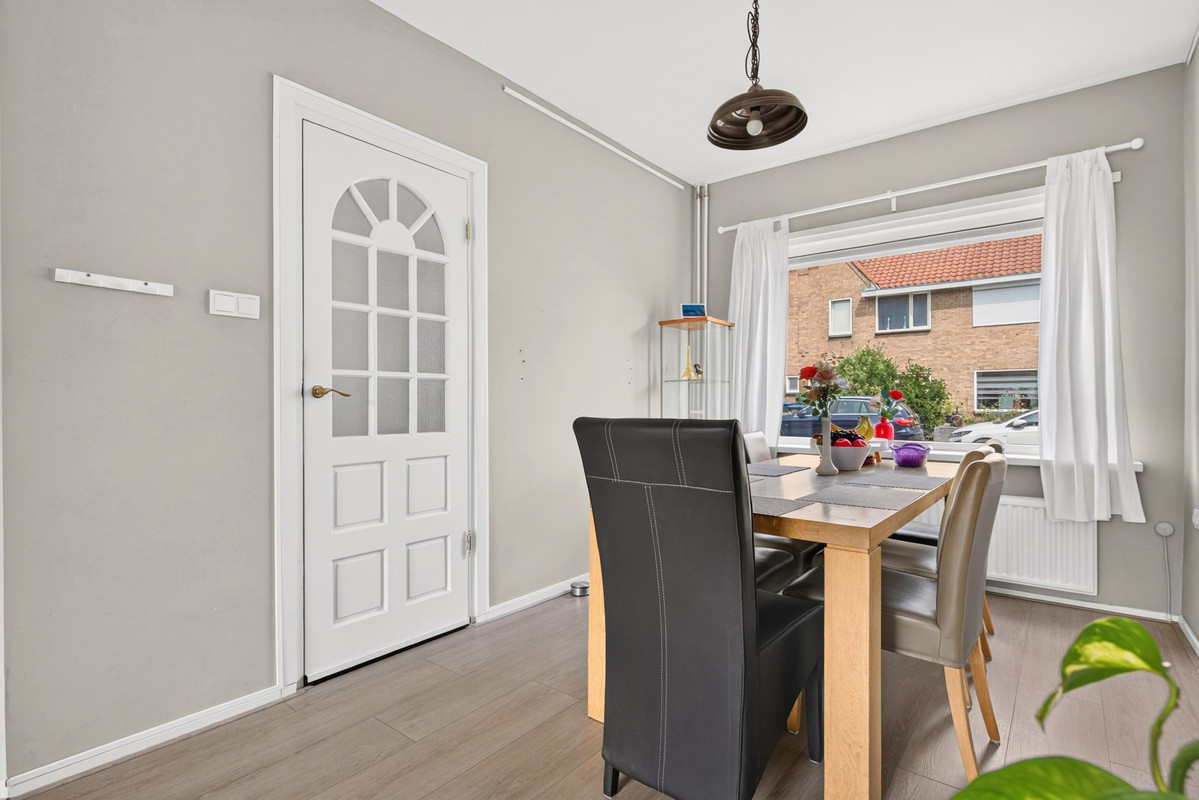 Tussenwoning te koop: Bergen op Zoomstraat 31, Eindhoven