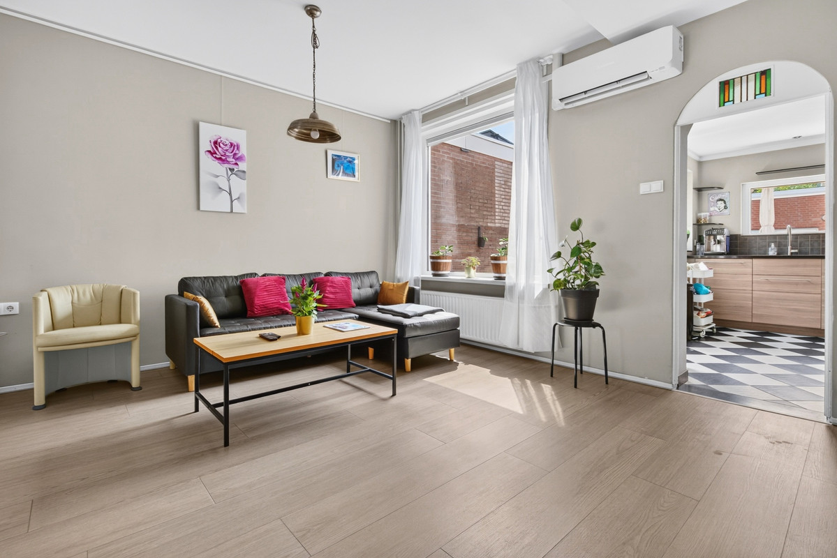 Tussenwoning te koop: Bergen op Zoomstraat 31, Eindhoven