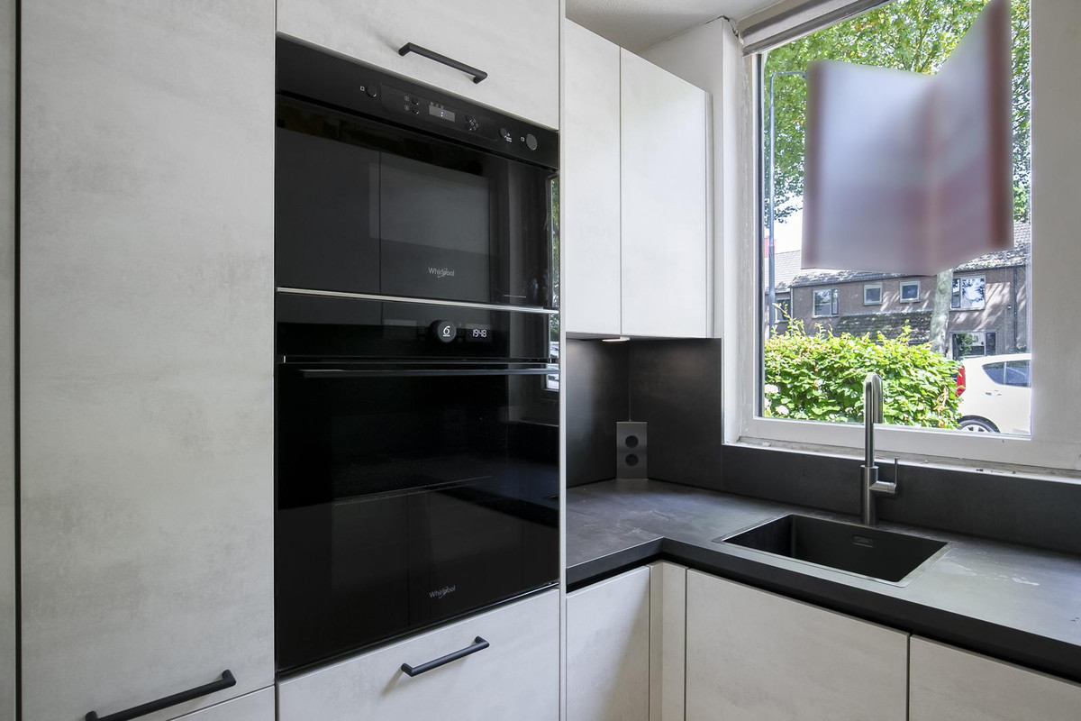 Tussenwoning te koop: Lange Bunder 60, Bavel