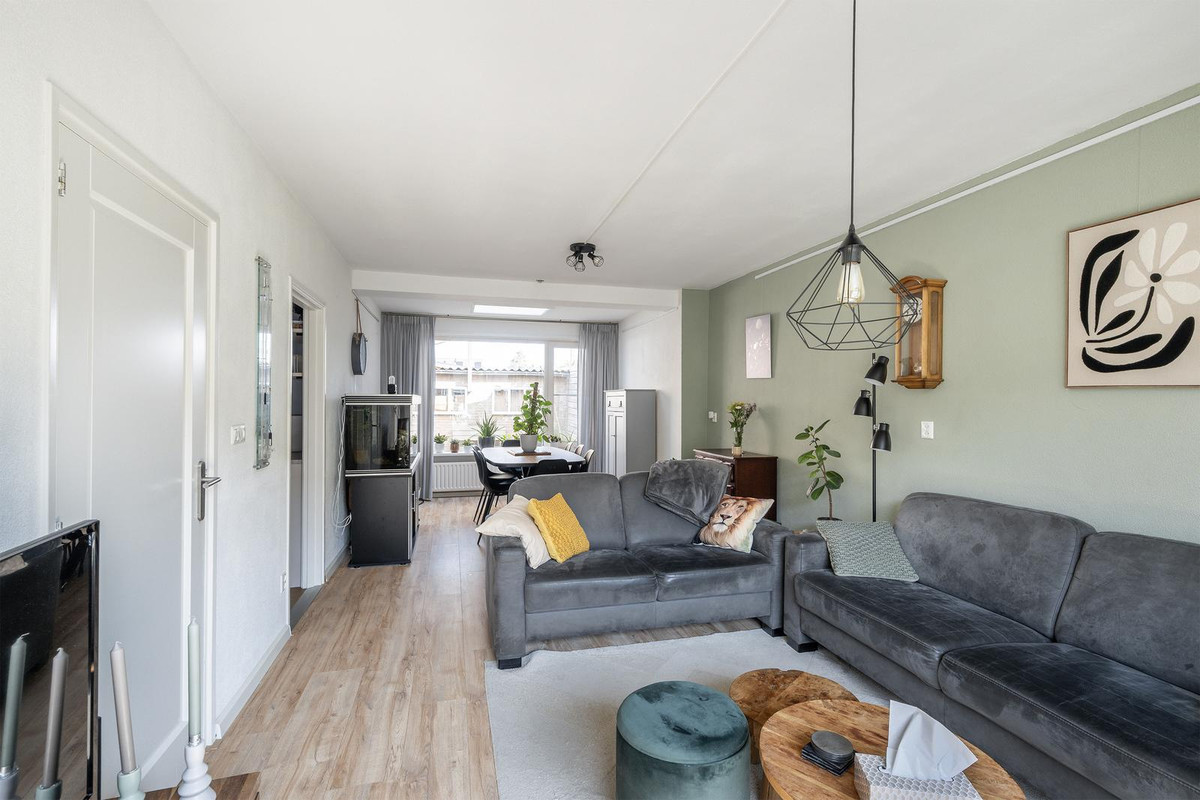 Tussenwoning te koop: Abraham Crijnssenstraat 8, Tholen
