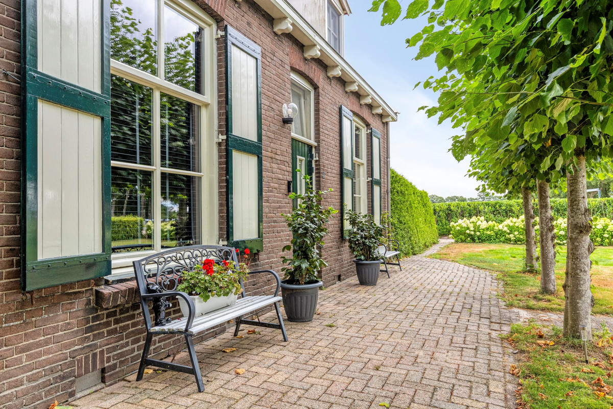 Vrijstaande woning te koop: Meidoornlaan 2, Veenhuizen