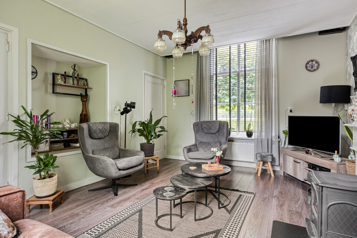 Vrijstaande woning te koop: Meidoornlaan 2, Veenhuizen