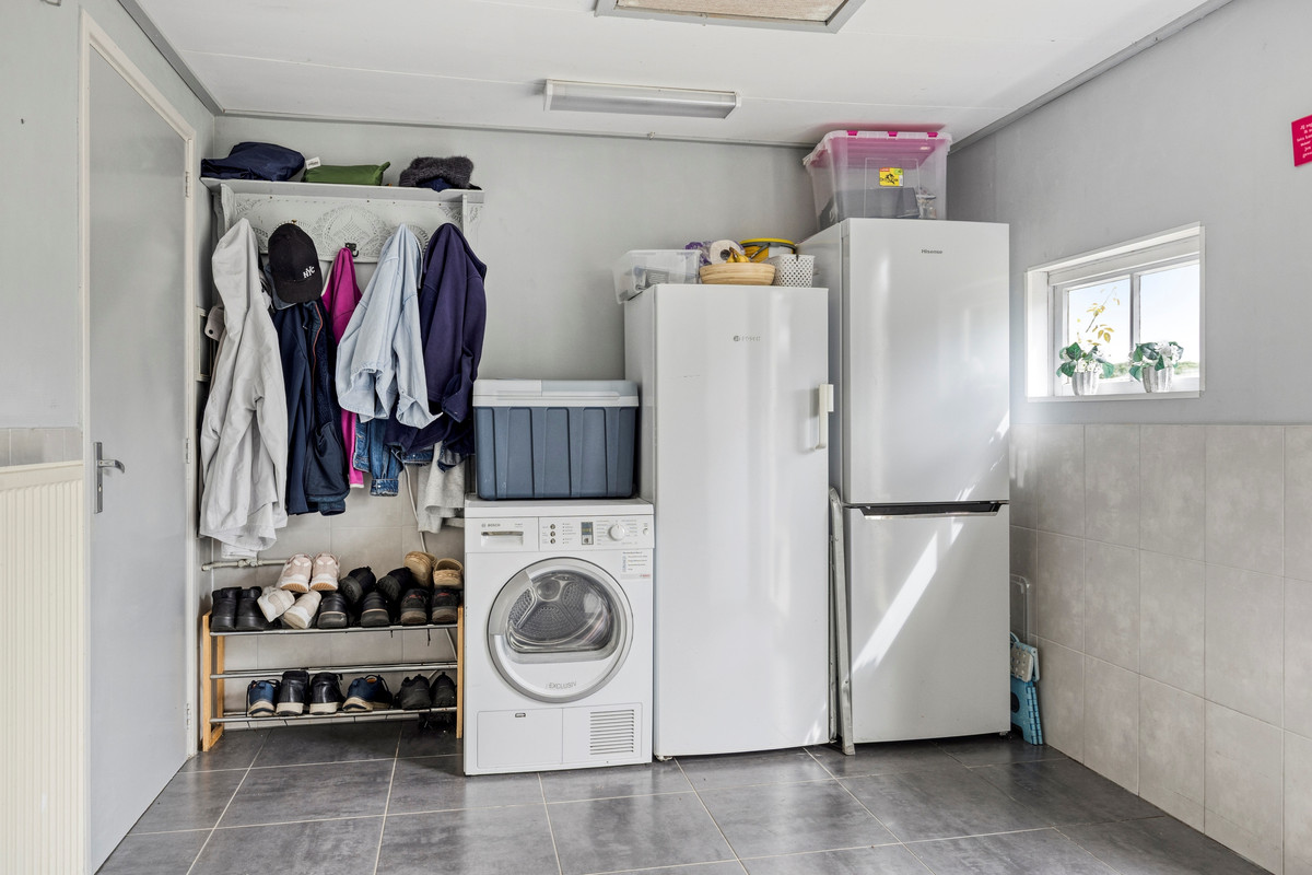 Vrijstaande woning te koop: Meidoornlaan 2, Veenhuizen