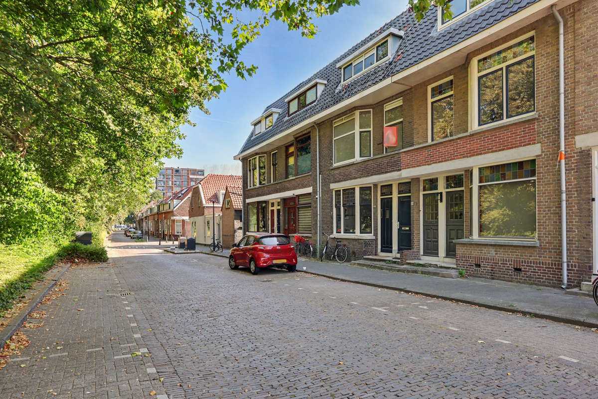 Appartement te koop: Burgemeester Pruissingel 8, Vlaardingen