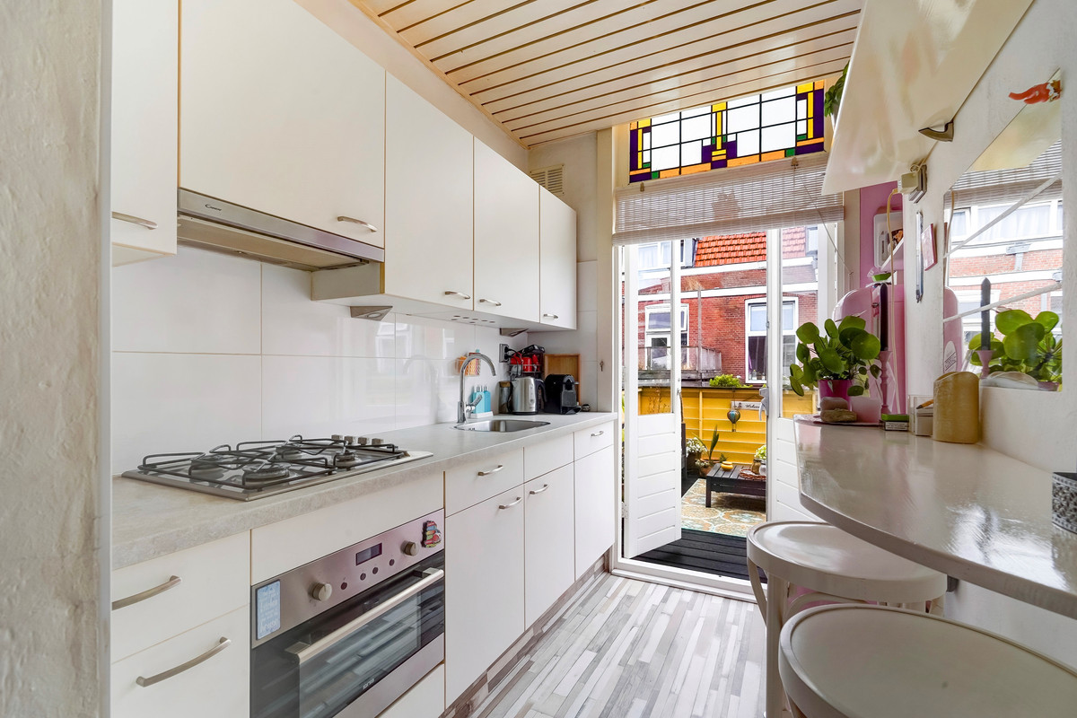 Appartement te koop: Newtonstraat 219, 'S-Gravenhage