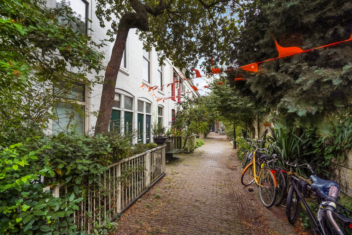 Appartement te koop: Newtonstraat 219, 'S-Gravenhage