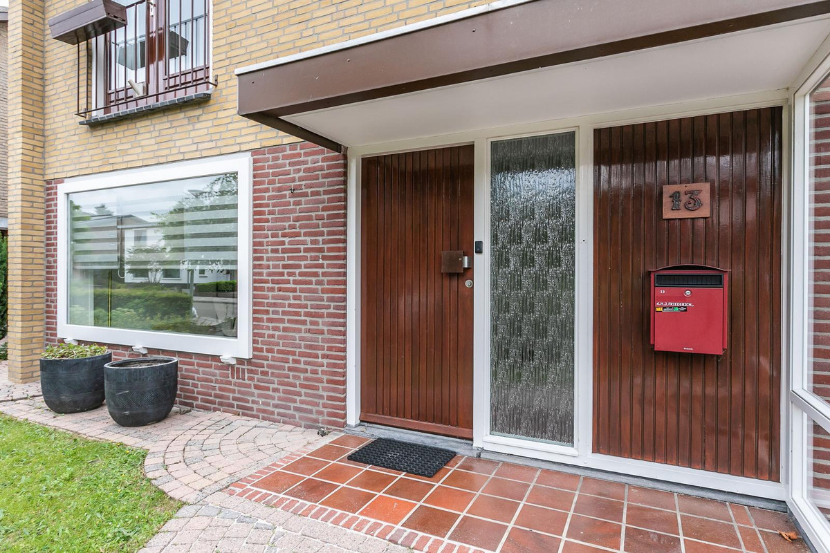 Vrijstaande woning te koop: Schumanstraat 13, Brunssum