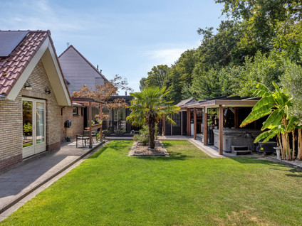 Molendijk 36