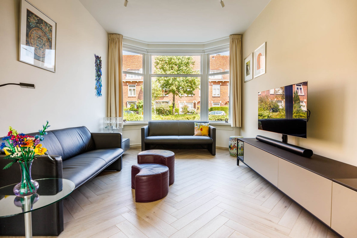 Tussenwoning te koop: Zeemanlaan 31, Leiden