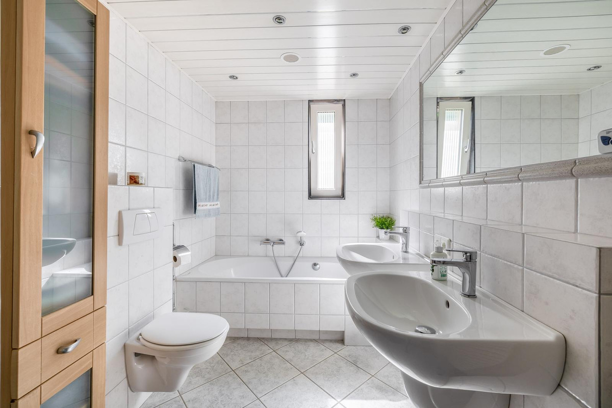 Twee-onder-één-kap te koop: Leijgraaf 184, Belfeld