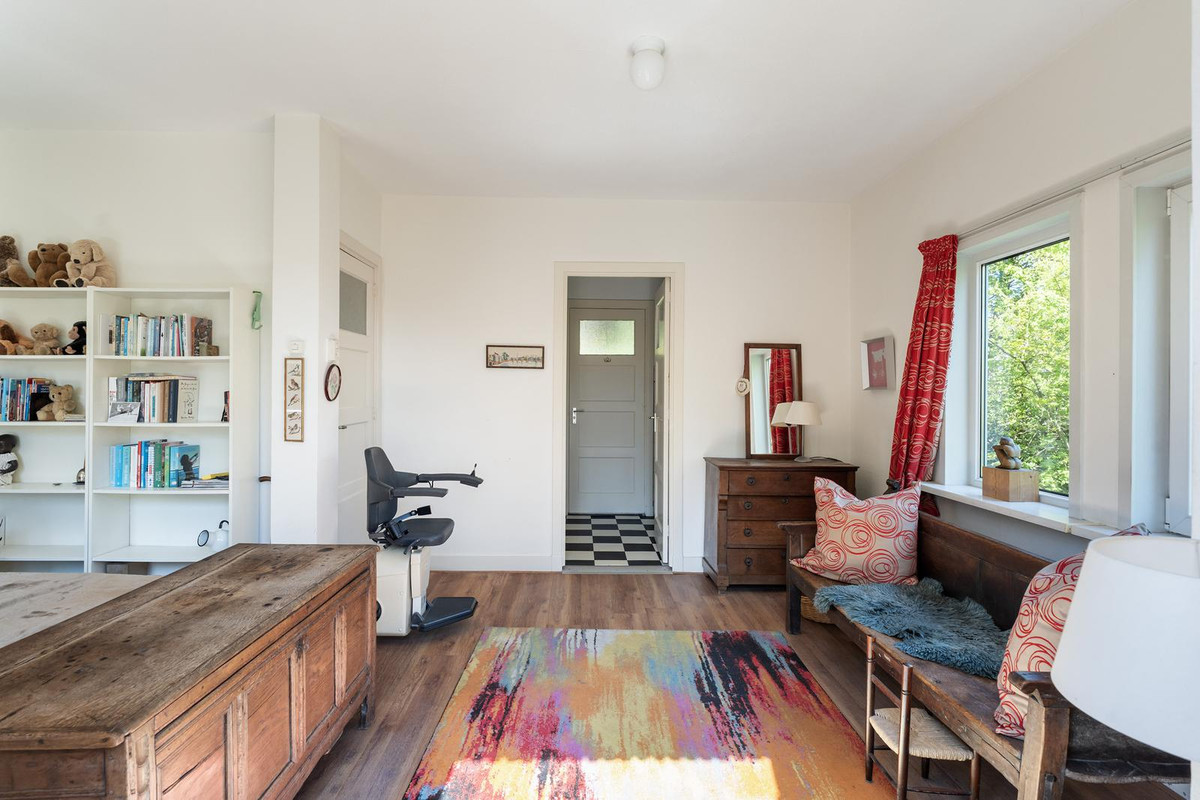Hoekwoning te koop: Potgieterlaan 12, Voorburg
