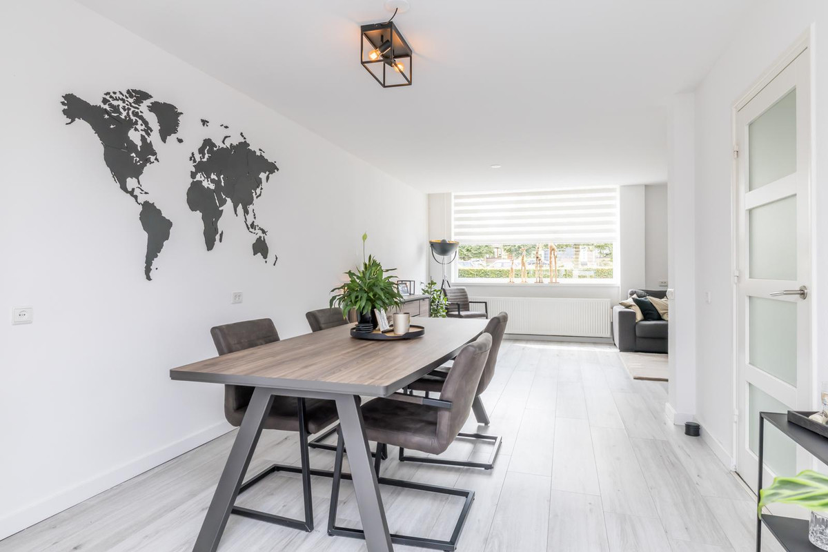 Hoekwoning te koop: Bernhardstraat 1, Puth