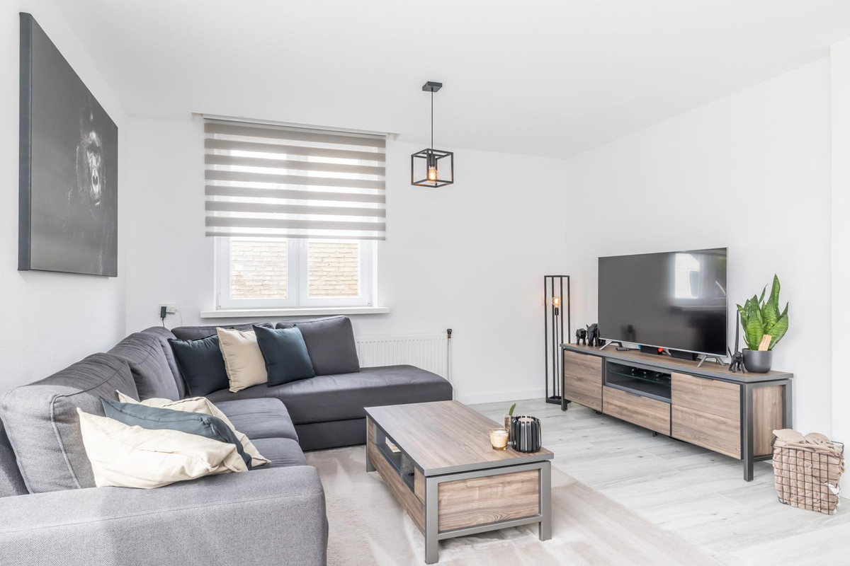 Hoekwoning te koop: Bernhardstraat 1, Puth