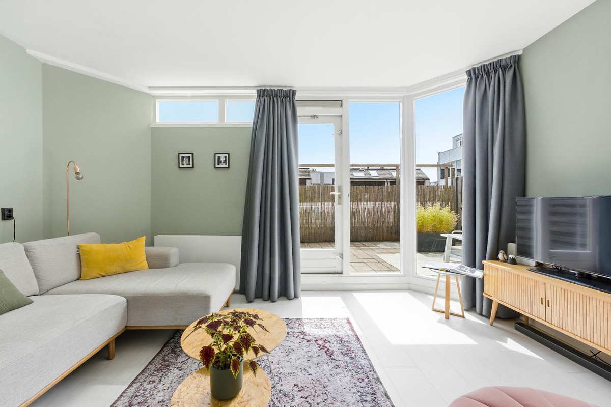 Appartement te koop: Filomeentje erf 102, Capelle Aan Den Ijssel