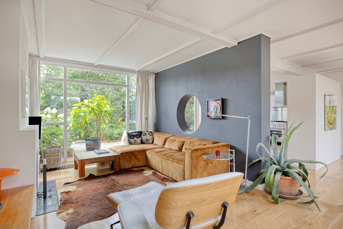 Tussenwoning te koop: Badlaan 29A, Muiderberg