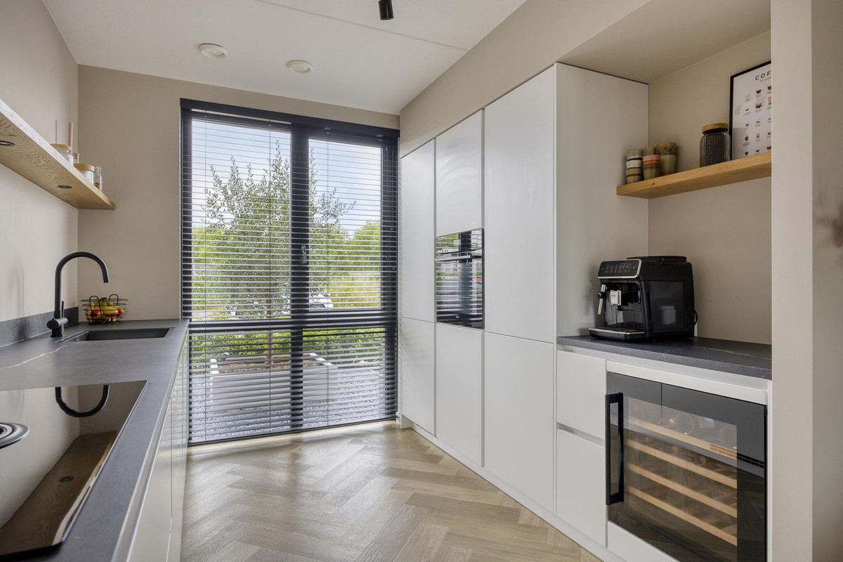 Tussenwoning te koop: Sportlaan 21, Bergen Op Zoom
