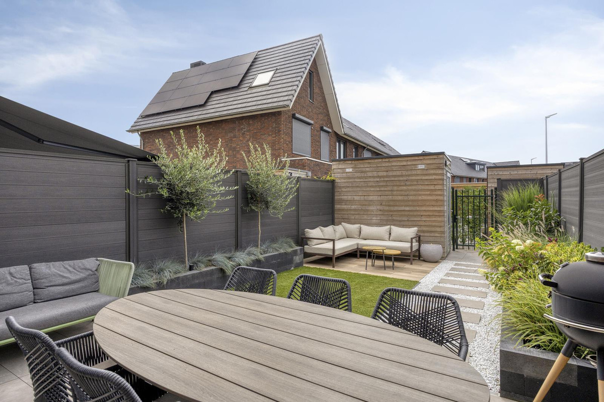 Tussenwoning te koop: Sportlaan 21, Bergen Op Zoom