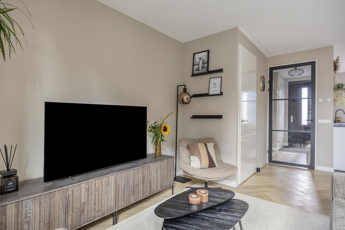 Tussenwoning te koop: Sportlaan 21, Bergen Op Zoom