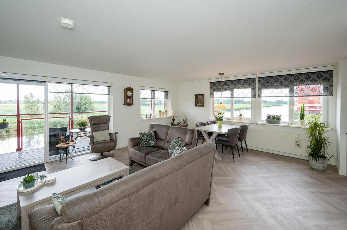 Appartement te koop: Pastelstraat 21, Almere