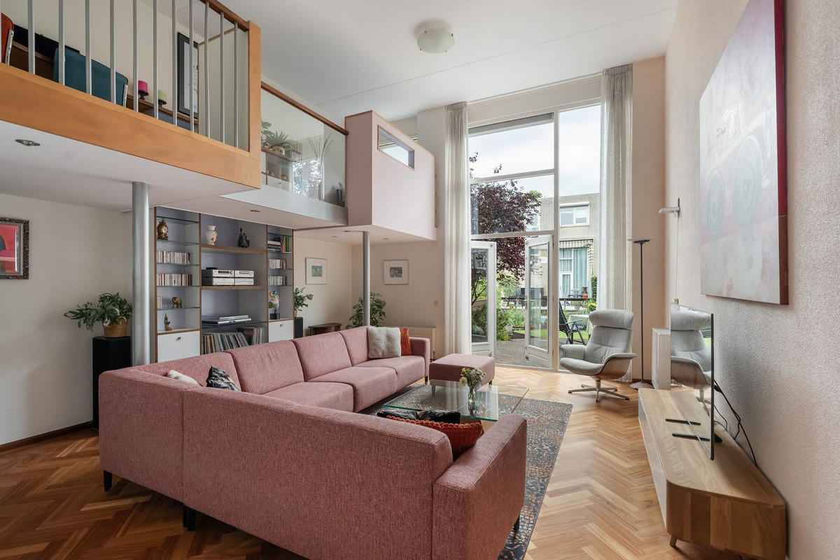 Tussenwoning te koop: Arie de Zeeuwstraat 41, Rotterdam