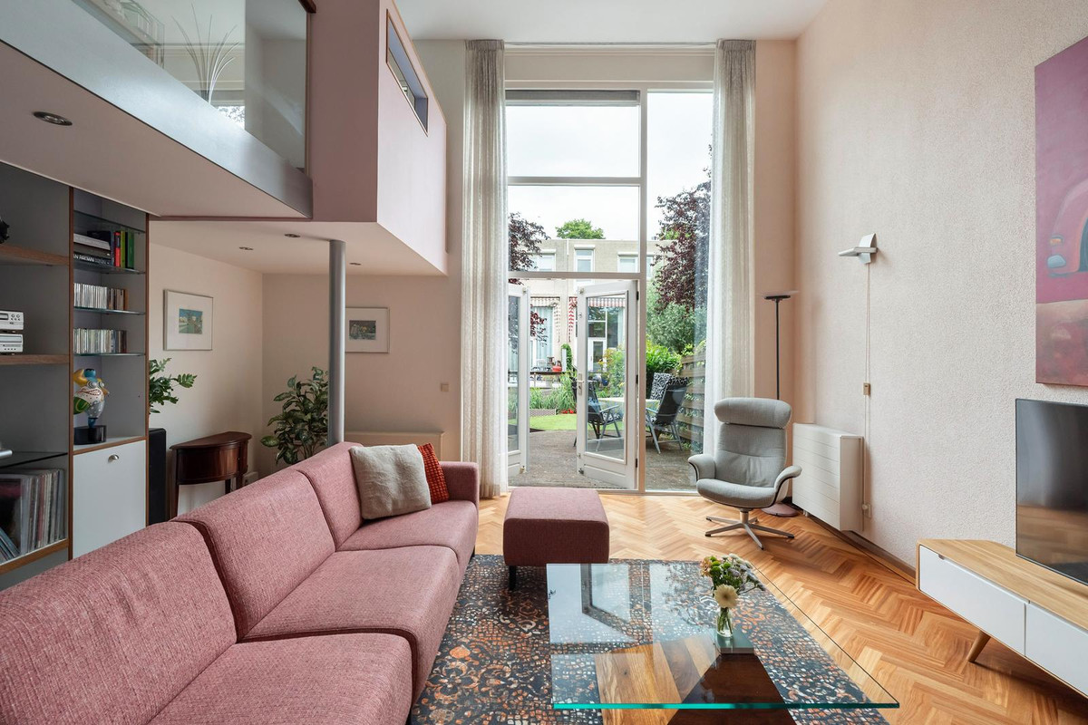 Tussenwoning te koop: Arie de Zeeuwstraat 41, Rotterdam