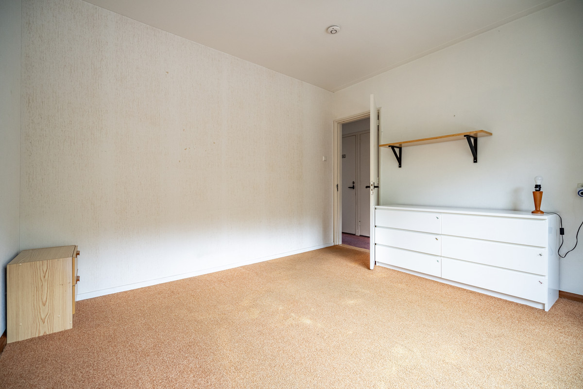 Tussenwoning te koop: Kanaalweg 33, Leiden