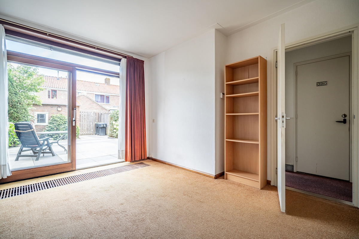 Tussenwoning te koop: Kanaalweg 33, Leiden