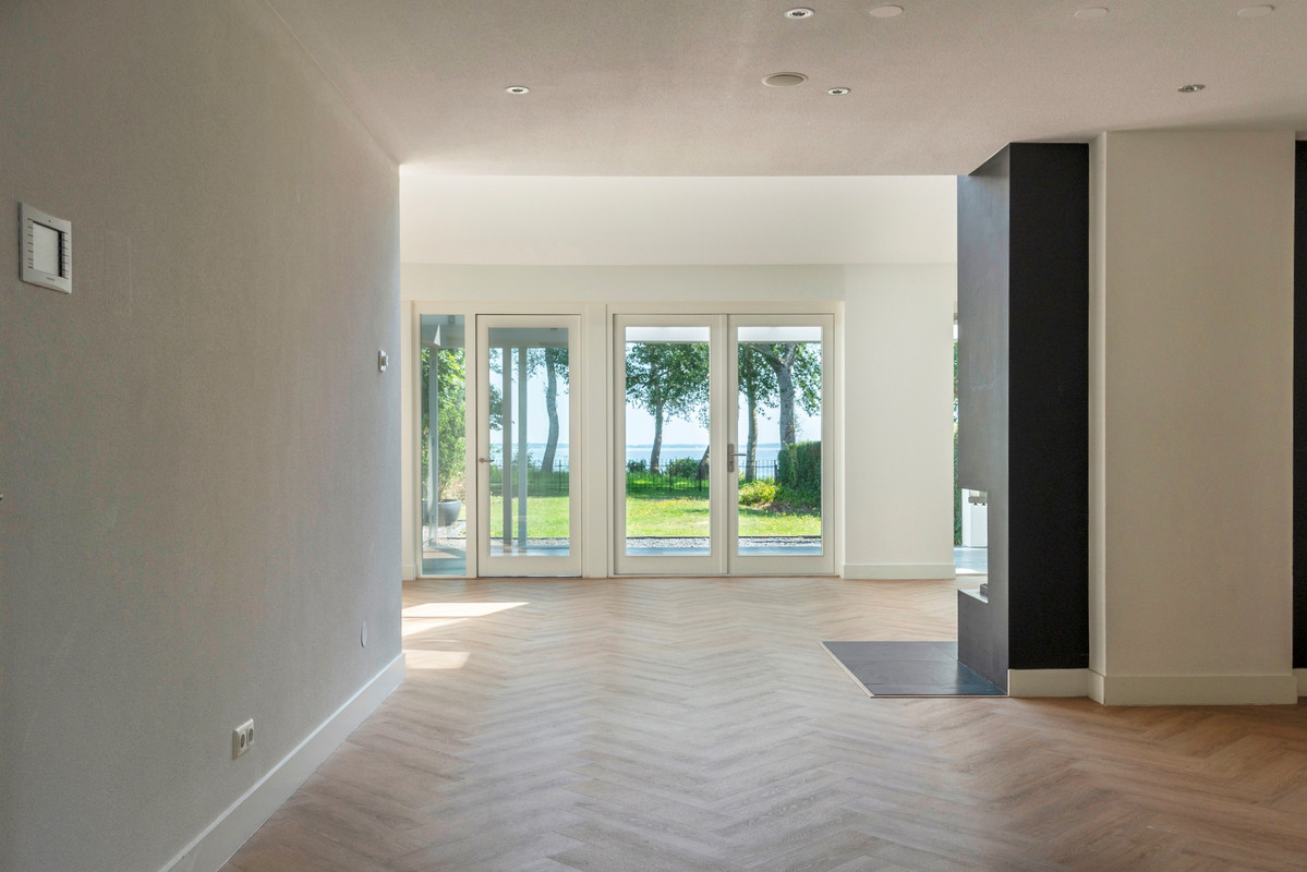 Tussenwoning te koop: Hoofdgracht 57, Naarden