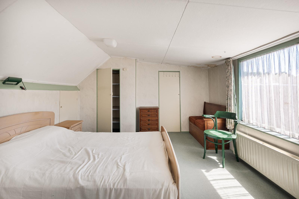 Vrijstaande woning te koop: Dorpsdijk 211, Rhoon