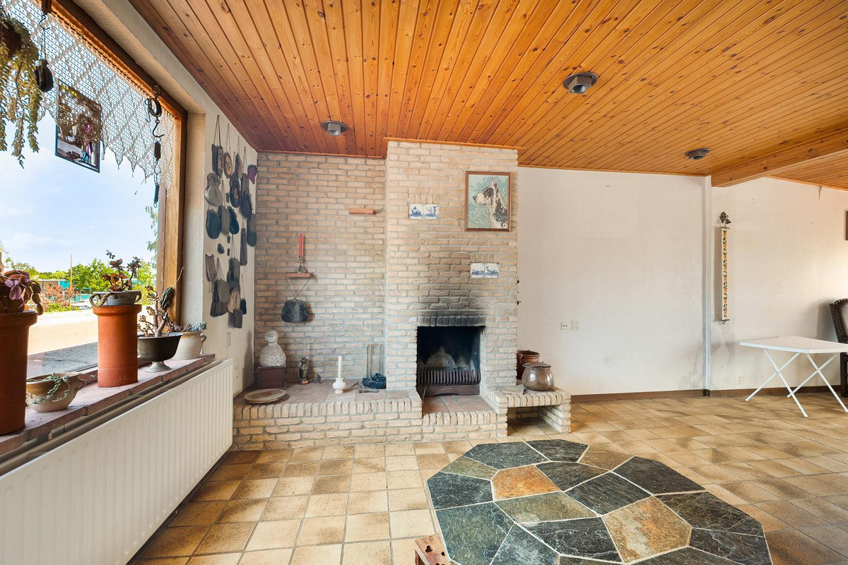 Vrijstaande woning te koop: Dorpsdijk 211, Rhoon