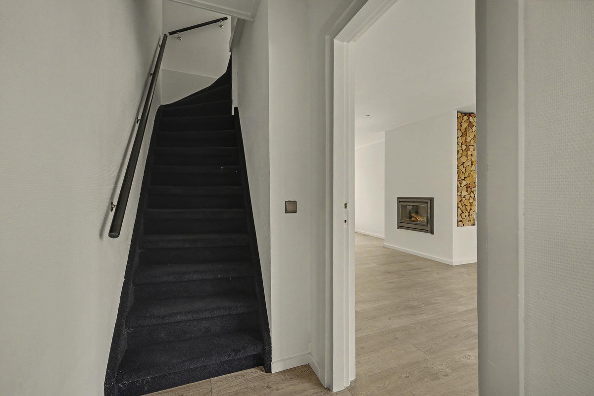 Twee-onder-één-kap te koop: Beatrixstraat 1, Yerseke