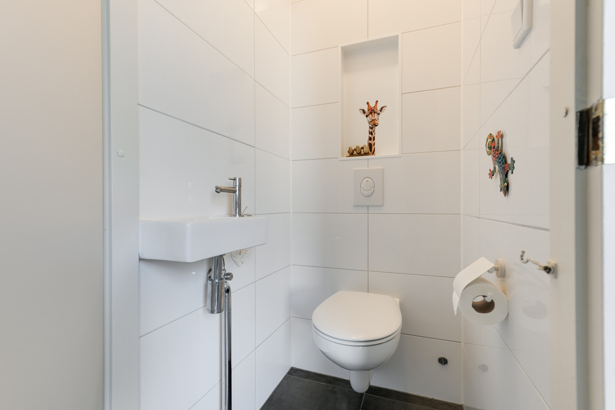 Tussenwoning te koop: Zeelandlaan 50, Vlaardingen