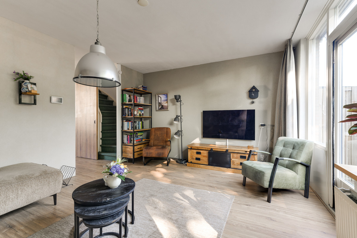 Tussenwoning te koop: Zeelandlaan 50, Vlaardingen