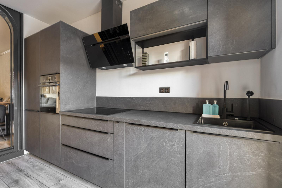 Tussenwoning te koop: Axelsestraat 145, Terneuzen