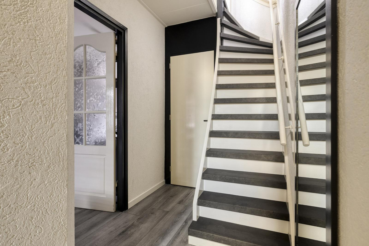 Tussenwoning te koop: Axelsestraat 145, Terneuzen