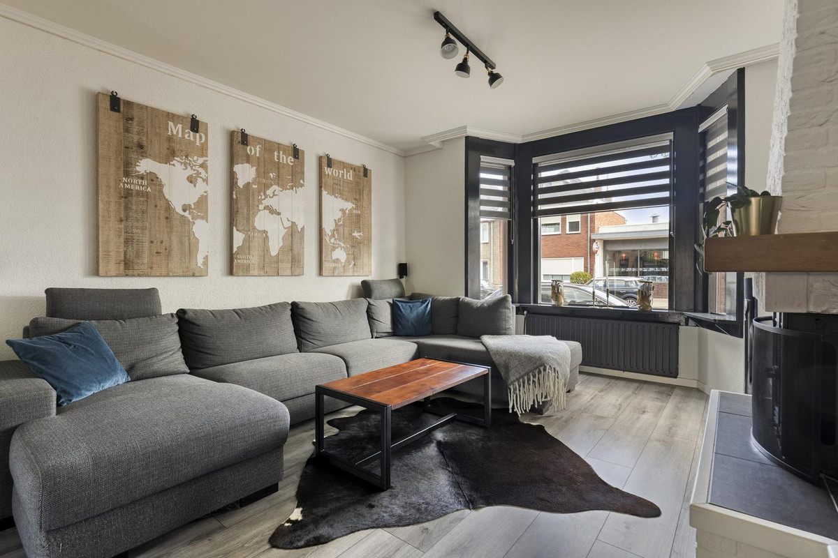 Tussenwoning te koop: Axelsestraat 145, Terneuzen