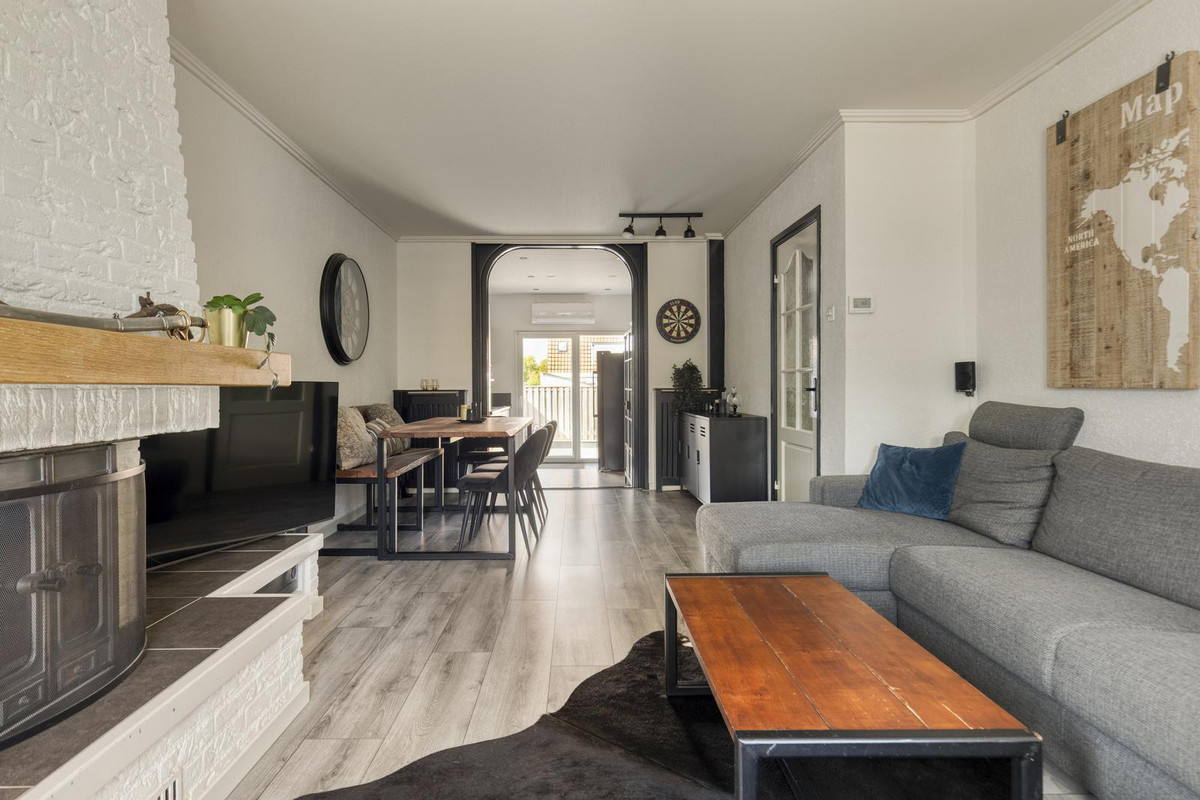 Tussenwoning te koop: Axelsestraat 145, Terneuzen